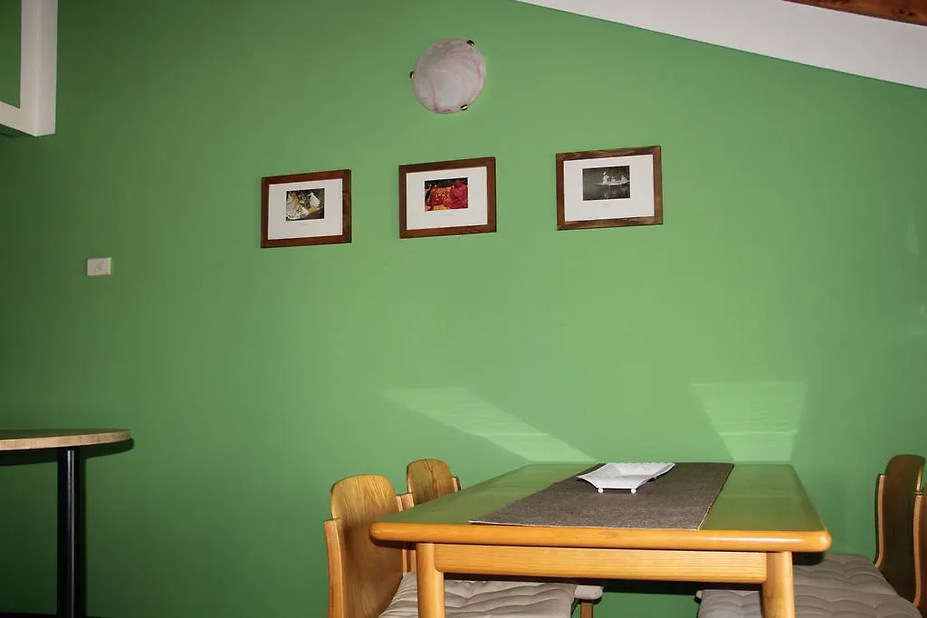 Veranda Beach Apartment Pianello Italy