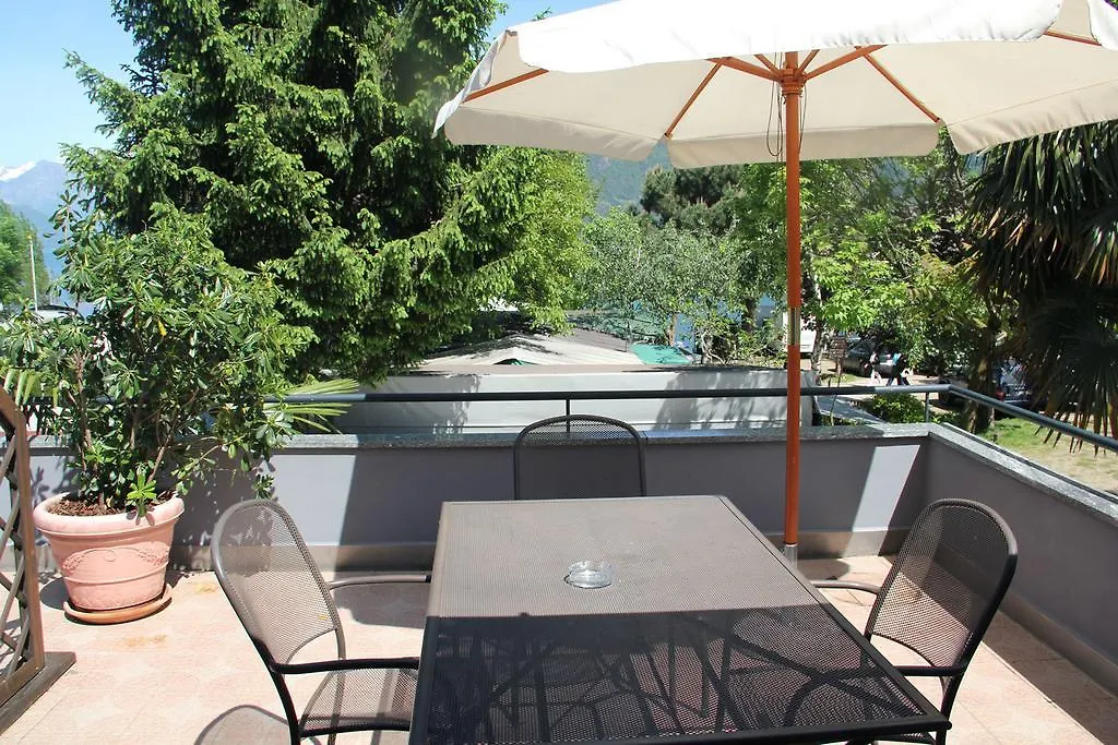 Veranda Beach Apartment Pianello